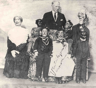 Illustration for article titled Vintage ventriloquism portraits were incredibly unnerving